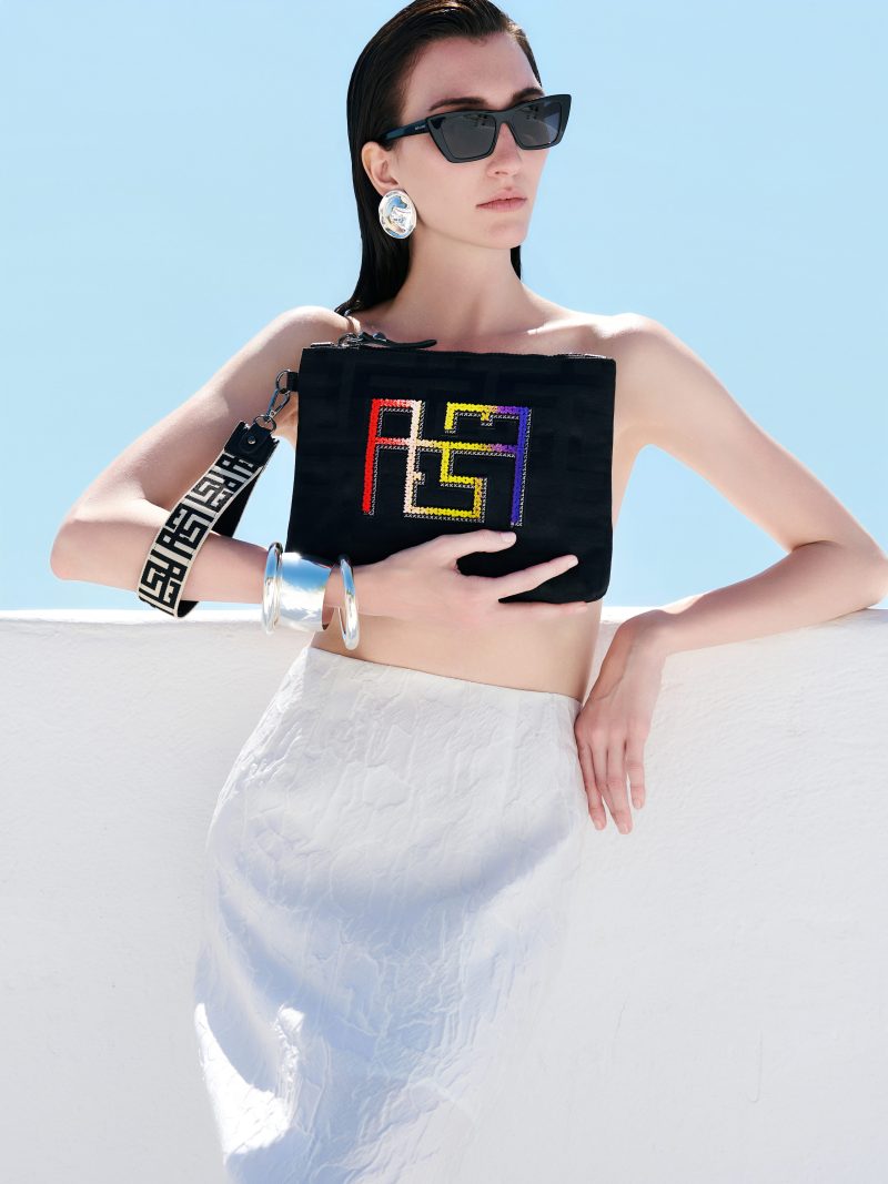 EOS  multicolor logo